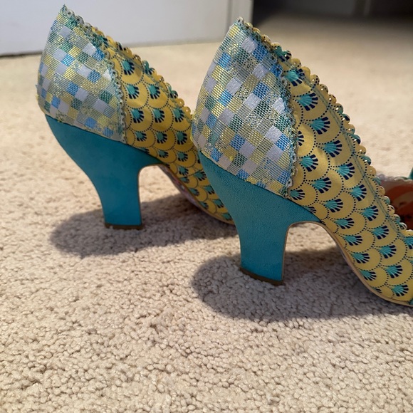 Irregular Choice Yellow and Teal Heels with Bow - Picture 6 of 11